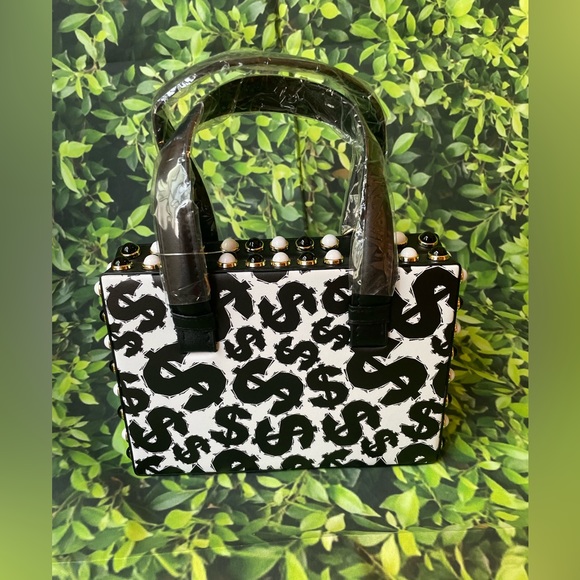 Black and White $$$ Rain Purse - Picture 1 of 7